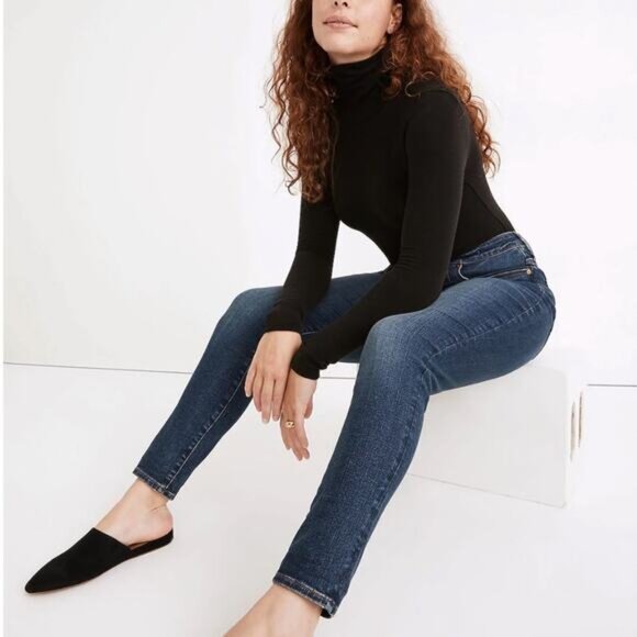 Madewell Petite Curvy High-Rise Skinny Jeans in Lanette Wash - Picture 10 of 12